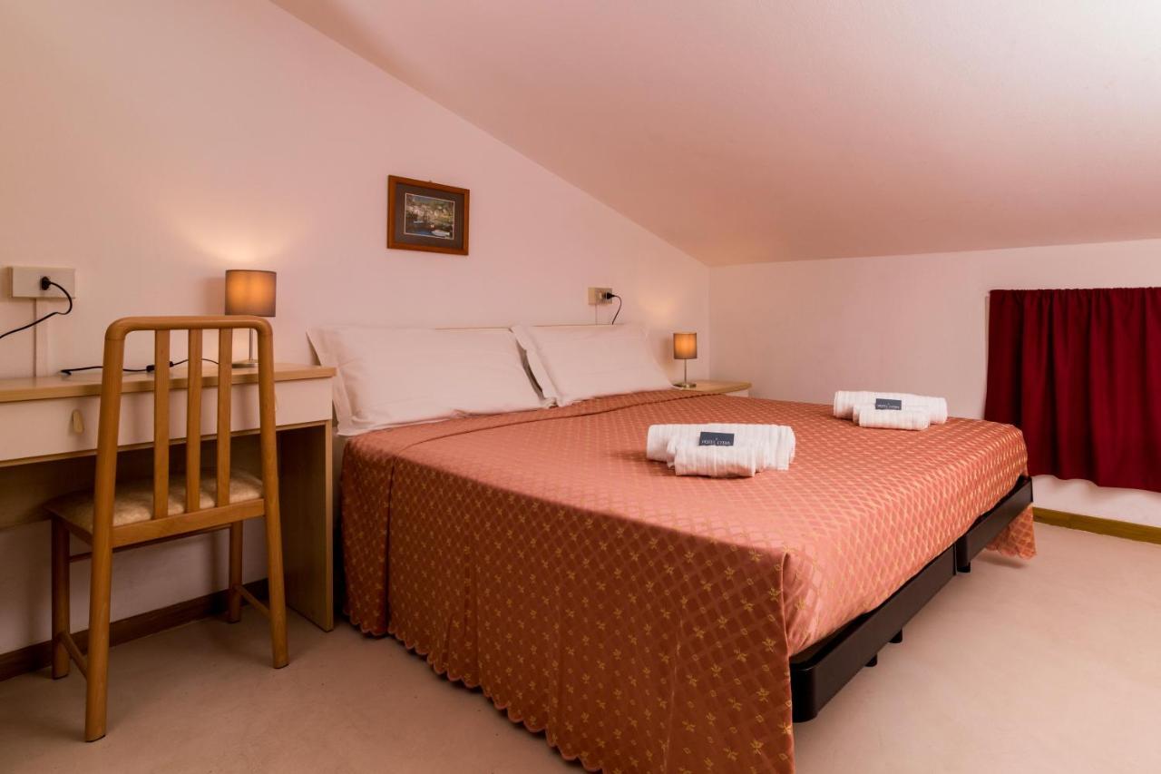 Hotel Lydia Червия Экстерьер фото