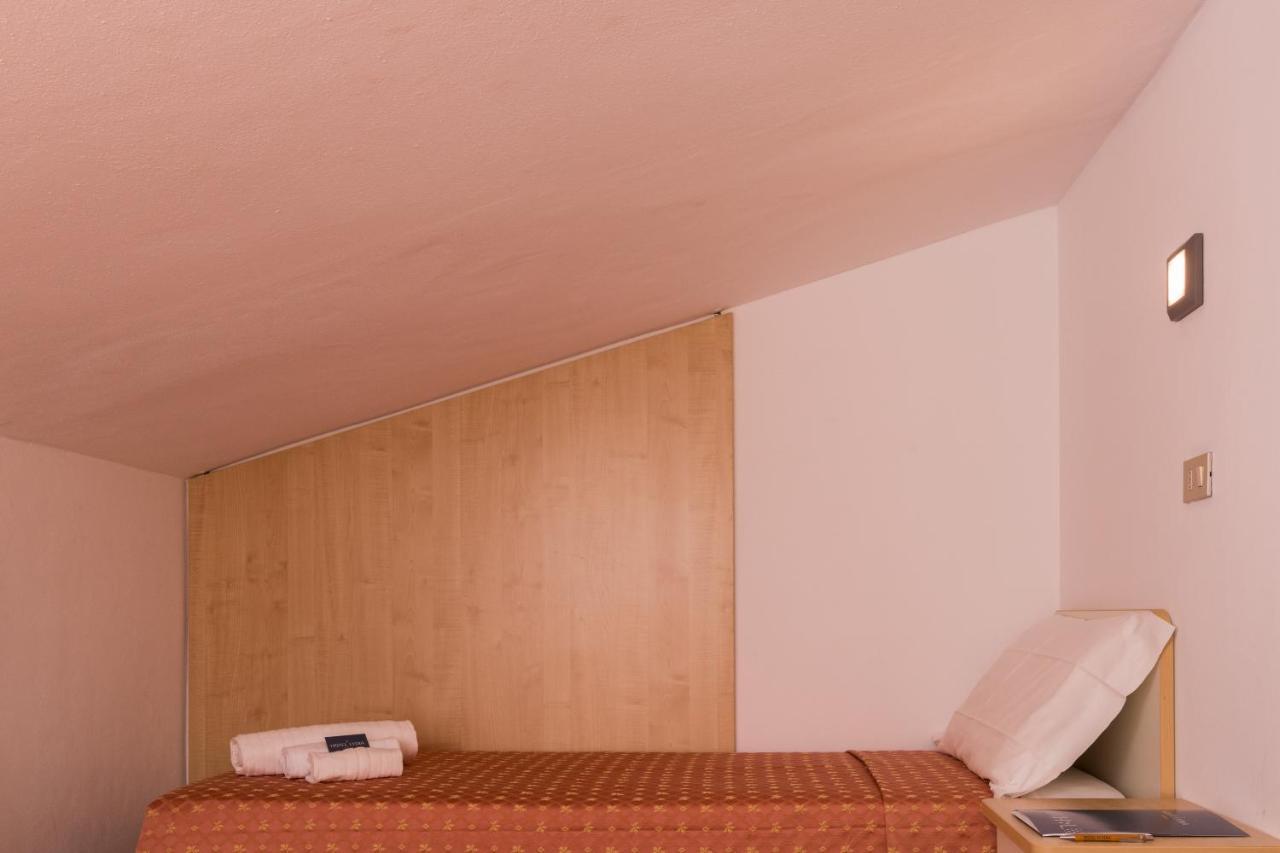 Hotel Lydia Червия Экстерьер фото