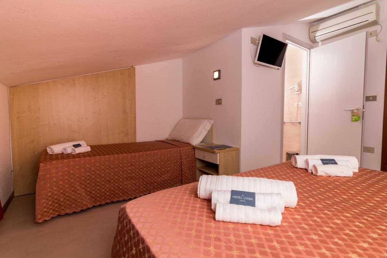 Hotel Lydia Червия Экстерьер фото